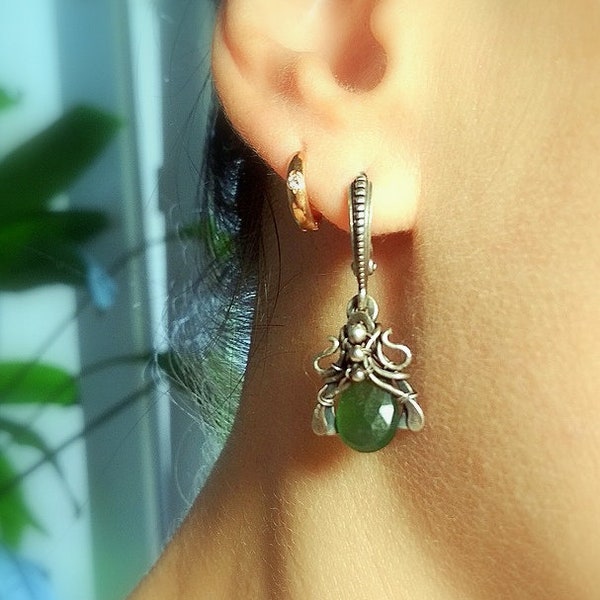 Silver earrings, London blue Topaz earrings, green serpentine silver earrings, unique Wrapped Earrings, Gemstone Earrings, gift for her