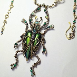 Beetle Pendant, wire wrap scarab jewelry, Insect jewelry. unique beetle pendant. scarab pendant, green scarab beetle, gift for her