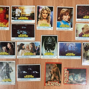 Vintage set of 16 Battlestar Galactica Original TV 1978 Trading Cards