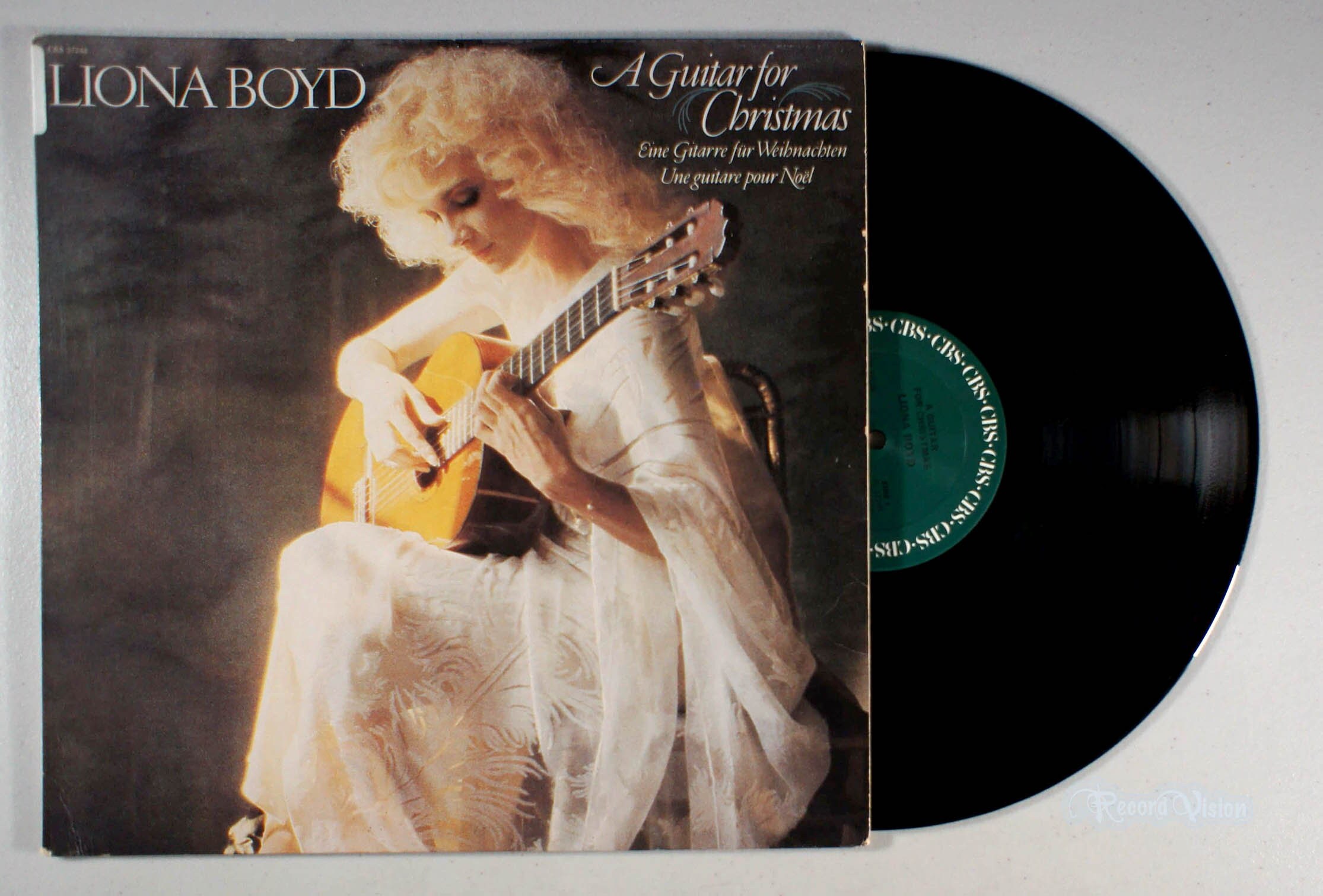 liona boyd christmas guitar