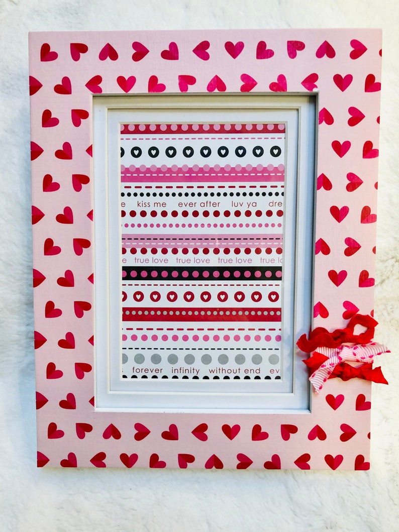 pink and red Valentine\u2019s Day hearts 4x6 picture frame