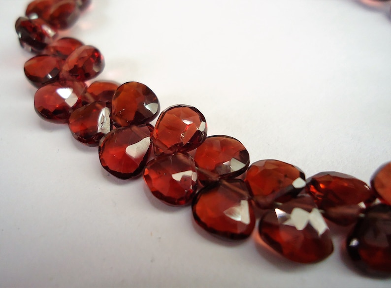 Mozambique Garnet Faceted Heart Shape Size 5.50 To 6 mm String 1 Length 8/'/' inch ..... .