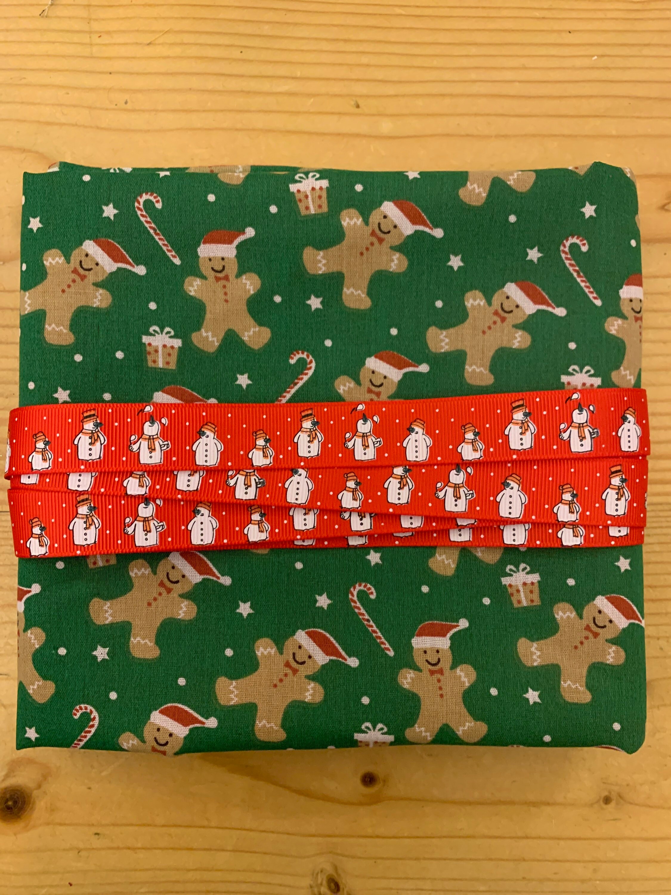 Cuitpan Christmas Wrapping Paper : Health & Household