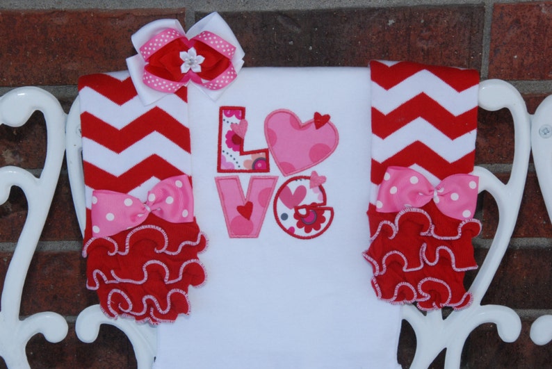 leg warmers and hair bow 4 pc Baby Girl Valentine/'s Day Outfit BabyToddler Valentine/'s LOVE outfit with floral and polka dot ruffle skirt