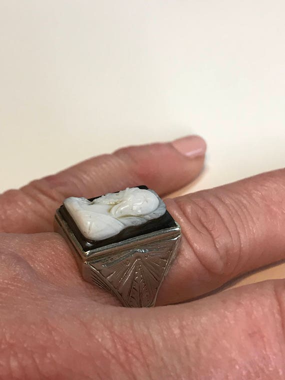 Black and White Carved Roman Onyx Ring-1930's Ant… - image 3