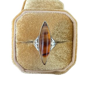 Agate Ring-Vintage 10k White Gold - Retro Era - Navette Style Marquise Cut Banded Agated Ring Sz. 6 - 1940s - Fine Statement Jewelry
