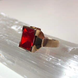 Simulated Ruby Ring Retro Era 10k Yellow Gold Red Glass Ring Sz. 11 Fine Signet Statement Jewelry image 2