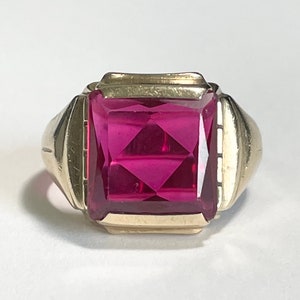 Vintage Retro Era 10k Gold Radiant Cut Ruby Sz. 9 - Fine Statement Jewelry - 1940s - July Birthstone