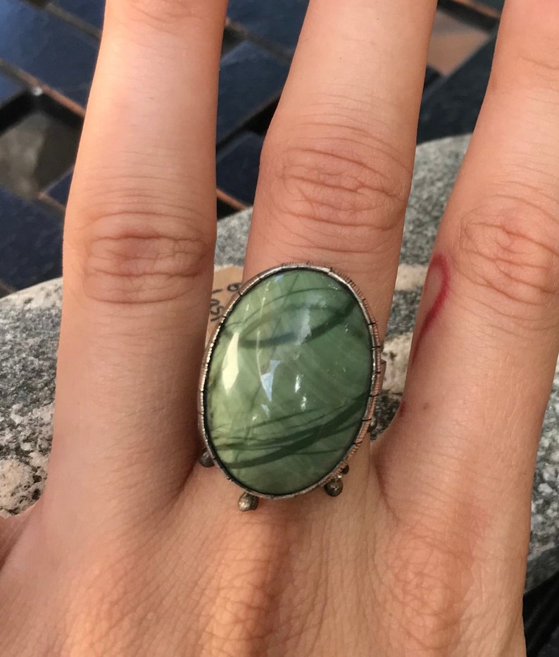 Unique Vintage Sterling Silver *signed Hecho en Mexico* Green jasper ring sz adjustable