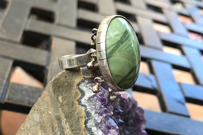 Unique Vintage Sterling Silver *signed Hecho en Mexico* Green jasper ring sz adjustable