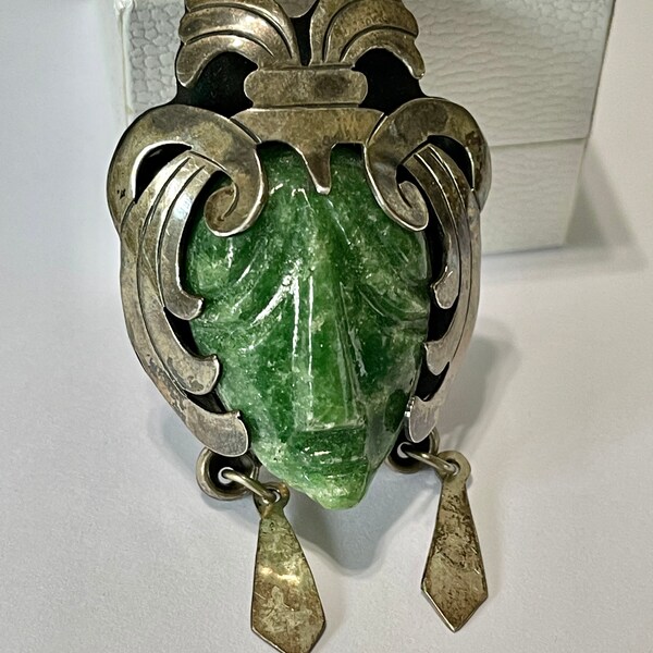 Carved Mayan Warrior Taxco Mexico Green Onyx Aztec Maya Face Sterling Silver Pendant/Pin