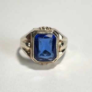 Vintage 10k Gold - Retro Era - Simulated Sapphire Blue Glass Ring Sz. 6 1/2 - Fine Statement Jewelry - 1940s