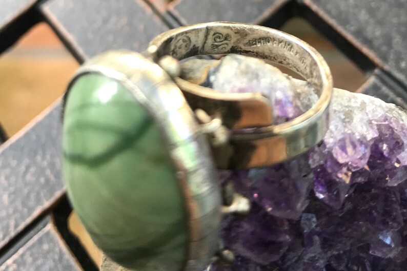 Unique Vintage Sterling Silver *signed Hecho en Mexico* Green jasper ring sz adjustable