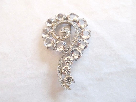 Vintage Brooch Crystal Clear Open Backed Rhinesto… - image 2