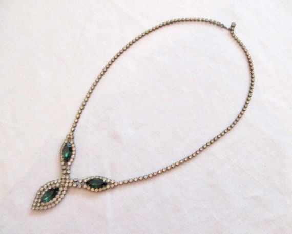 Green & Clear Rhinestone Necklace Vintage - image 2