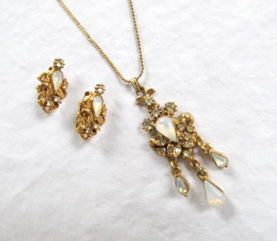 Florenza Necklace & Clip Earrings Demi Parure Set… - image 3