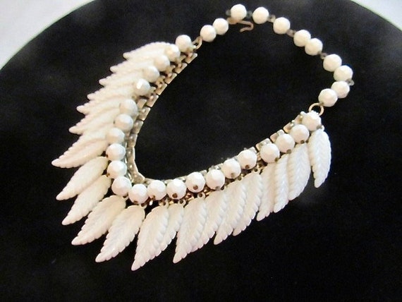 White Lucite Leaves Necklace on Book Chain - image 3