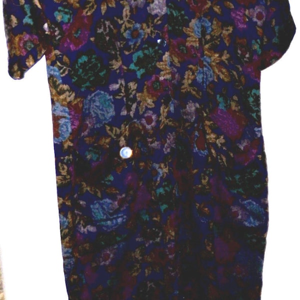 NEU witziges bequemes Kleid Blumenmuster Lilas Blumenkleid Mantel Blumen Kurzarm Gr 38