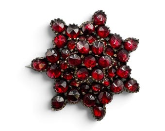 Antique Victorian 8K 9K Solid Gold Bohemian Garnet Double Tiered Domed Cluster Star Brooch C Clasp 2.9g Petite Estate Jewelry