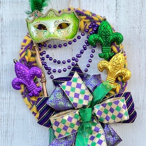 Mardi Gras Wreath, Fat Tuesday, Masquerade Party, Mardi Gras Decor, Jester