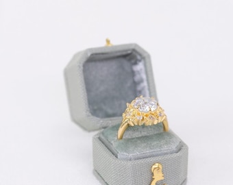 Greige Bevelled Linen Ring Box Gold Clasp, Antique Ring Box, Vintage Ring Box, Petite Ring Box, Engagement Ring, Clasp with Hinge