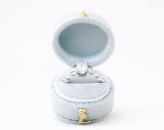 Soft Mist Blue Linen Oval Ring Box Gold Clasp, Antique Ring Box, Vintage Ring Box, Petite Ring Box, Engagement Ring, Gold Clasp, Hinge
