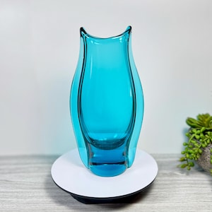 Vintage Scandinavian Blue Glass Vase, Handmade Studio Art, Mid Century Modern Decor, Statement Flower Vase (H:25cm)