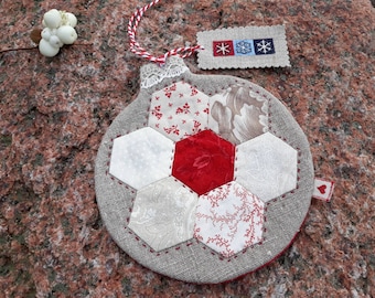 Linen and Moda Fabric EPP Sewing Kit, Christmas Bauble Coaster, Hanging Ornament
