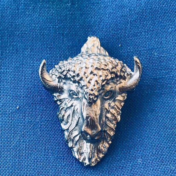 Buffalo Head Pendant Necklace