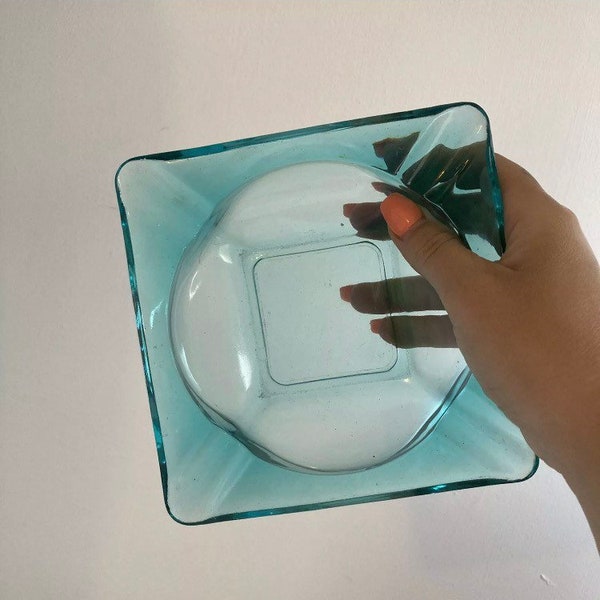 Vintage 1960s turquoise heavy glass ashtray trinket dish