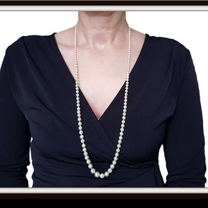 1980s Chanel Baroque Pearl Soutoir Necklace -  UK