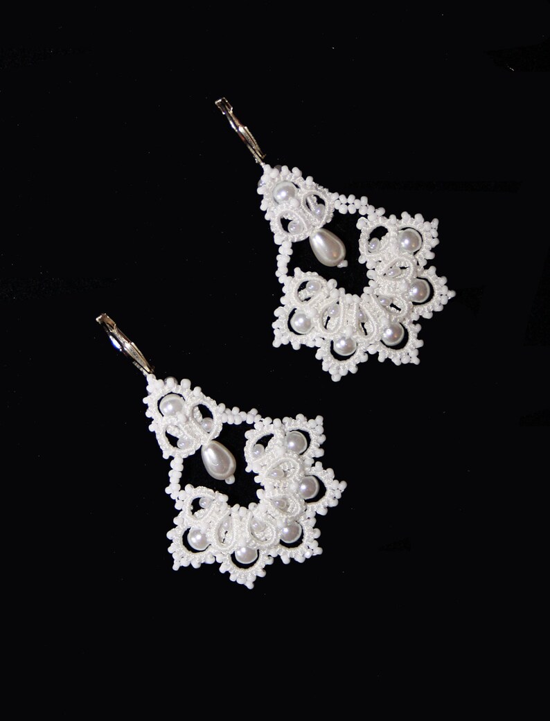 Tatting pattern lace earrings shuttle lace photos Etsy