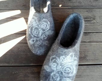 Natural wool eco felted slippers,color natural gray