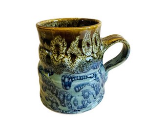 Porcelain mug(s)