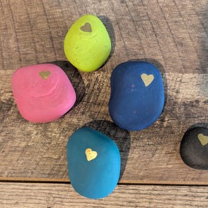 Happy Hearts Garden Rocks