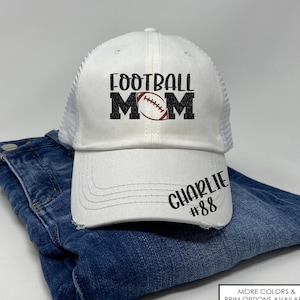 Casquette de maman de football - numéro personnalisé - nom personnalisé - casquette de camionneur en détresse - casquette de papa - paillettes - cadeaux pour une maman de football - cadeau de football image 1