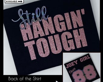 Chemise Still Hangin' Tough à paillettes et faux strass - Choisissez les couleurs - Chemise de concert - Blockhead, Joey, Danny, Jordan, Donnie, Jon Girl