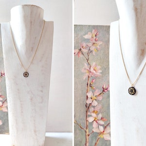 Sakura cherry blossom necklace, japanese Flower necklace, black and gold paper pendant, matching jewels Japanese design image 5