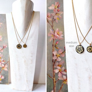 Sakura cherry blossom necklace, japanese Flower necklace, black and gold paper pendant, matching jewels Japanese design image 6