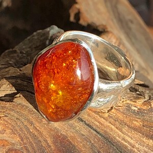 Bague en ambre massif, fabriquée en argent sterling 925 - bague en argent avec ambre lumineux image 12