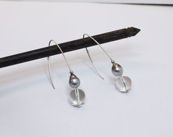 Ein Paar Ohrringe aus Tahitiperlen Bergkristall 925 Silber