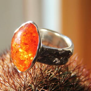 Bague en ambre massif, fabriquée en argent sterling 925 - bague en argent avec ambre lumineux image 2