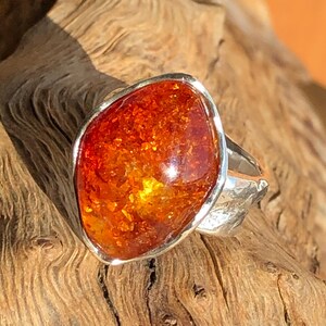 Bague en ambre massif, fabriquée en argent sterling 925 - bague en argent avec ambre lumineux image 1