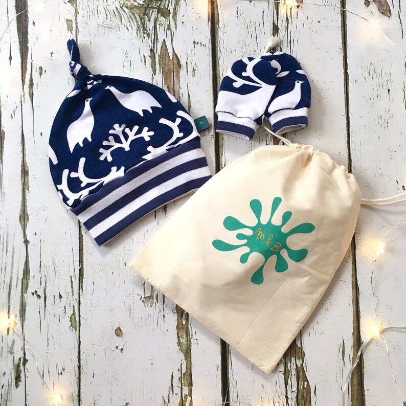 baby shower gift baby gift reindeer baby knotted hat Christmas baby organic baby clothes Newborn gift set scratch mitts