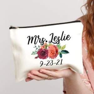 Fall Wedding, Fall Wedding Decor, Wedding Makeup Bag, Bride Makeup Bag, Fall Bridal Gift, Personalized Wedding Gift, Fall Bridal Shower Gift