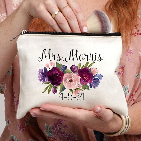 Bride Makeup Bag, Personalized Wedding Bag, Mrs. Bag, Plum Wedding, Personalized Makeup Bag, Bridal Party Gift, Personalized Cosmetic Bag