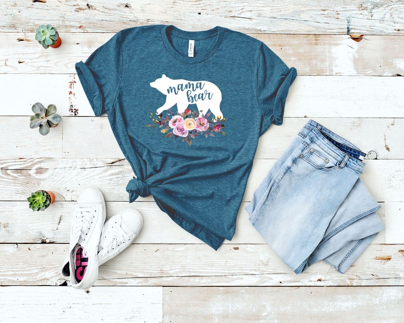 Mother/'s Day Tee Bear Tee Mama Bear Shirt Shirt for Mom Mother of the Bride Shirt Birthday Gift for Mom Baby Announcement Tee Shirt