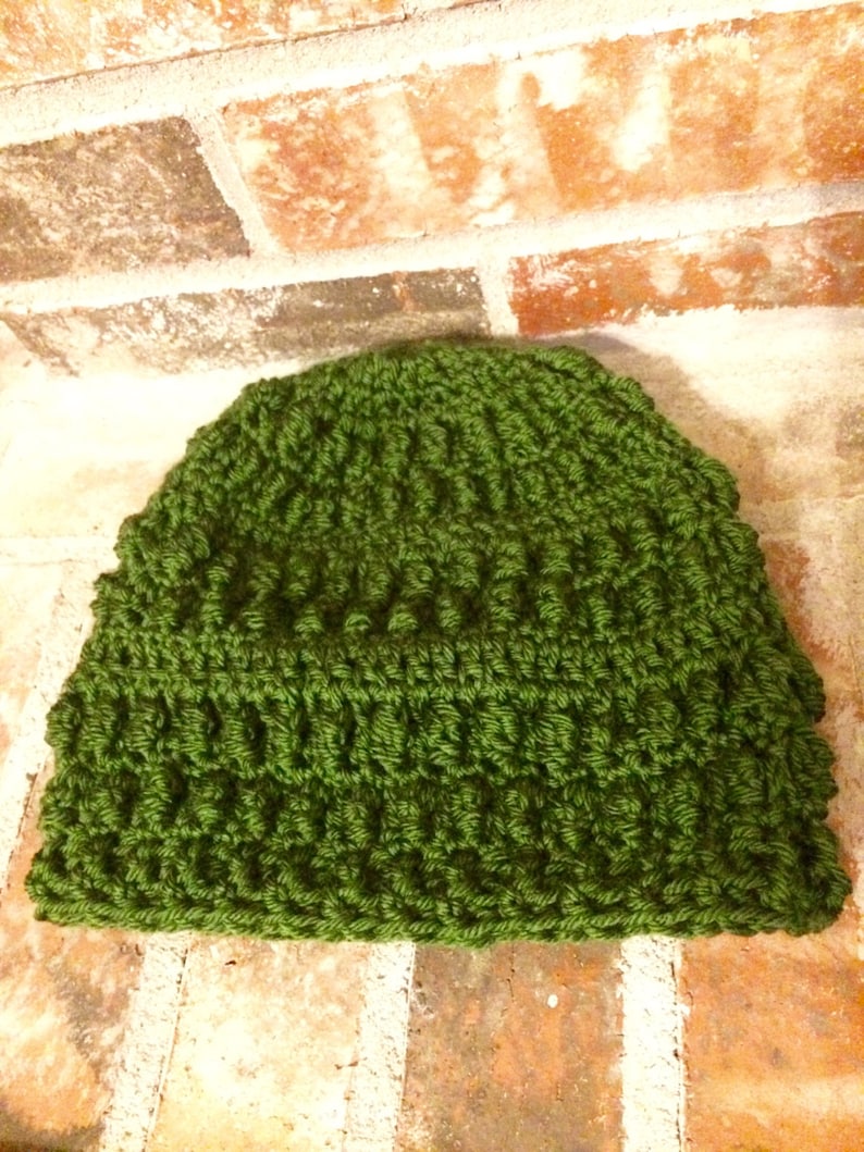Ripple Beanie in Dark Leaf Green