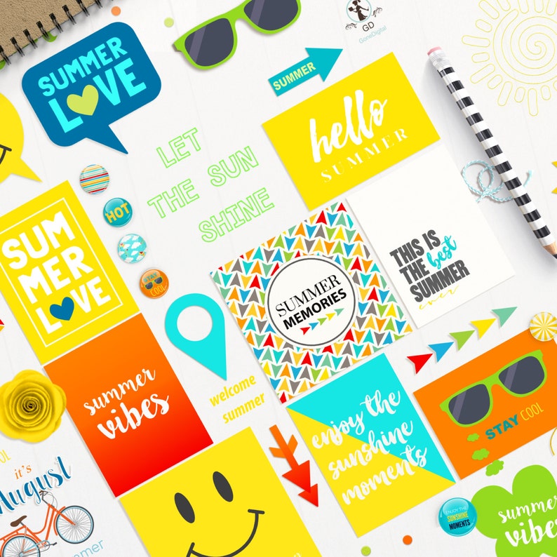 Puede incluir: Una colecci&oacute;n de tarjetas imprimibles coloridas con texto y gr&aacute;ficos de tem&aacute;tica veraniega. Las tarjetas presentan frases como "Summer Love", "Let the Sun Shine", "Summer Memories", "This is the Best Summer", "Enjoy the Sunshine Moments" y "Summer Vibes".