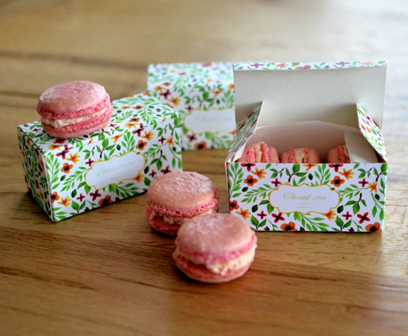 Candy Macaron Boxes perfect as a gift DIY // Printable | Etsy